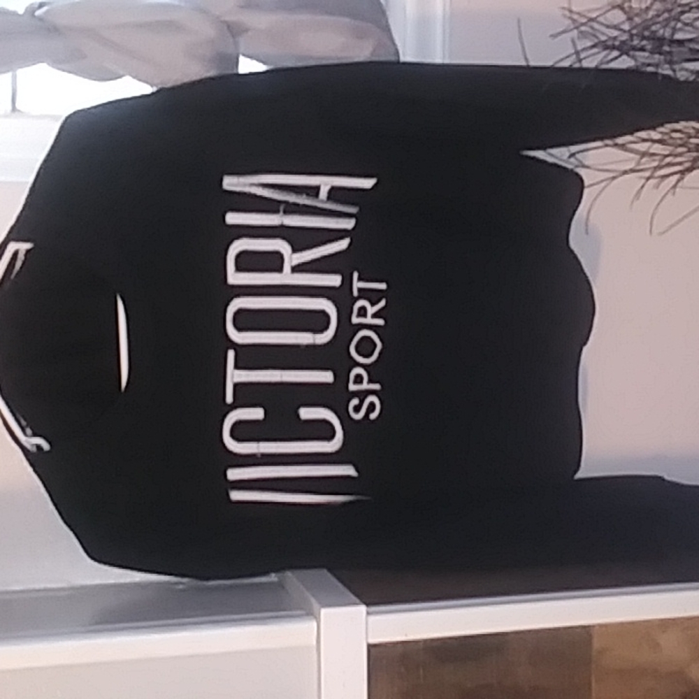 Victoria secret Sport sweater half